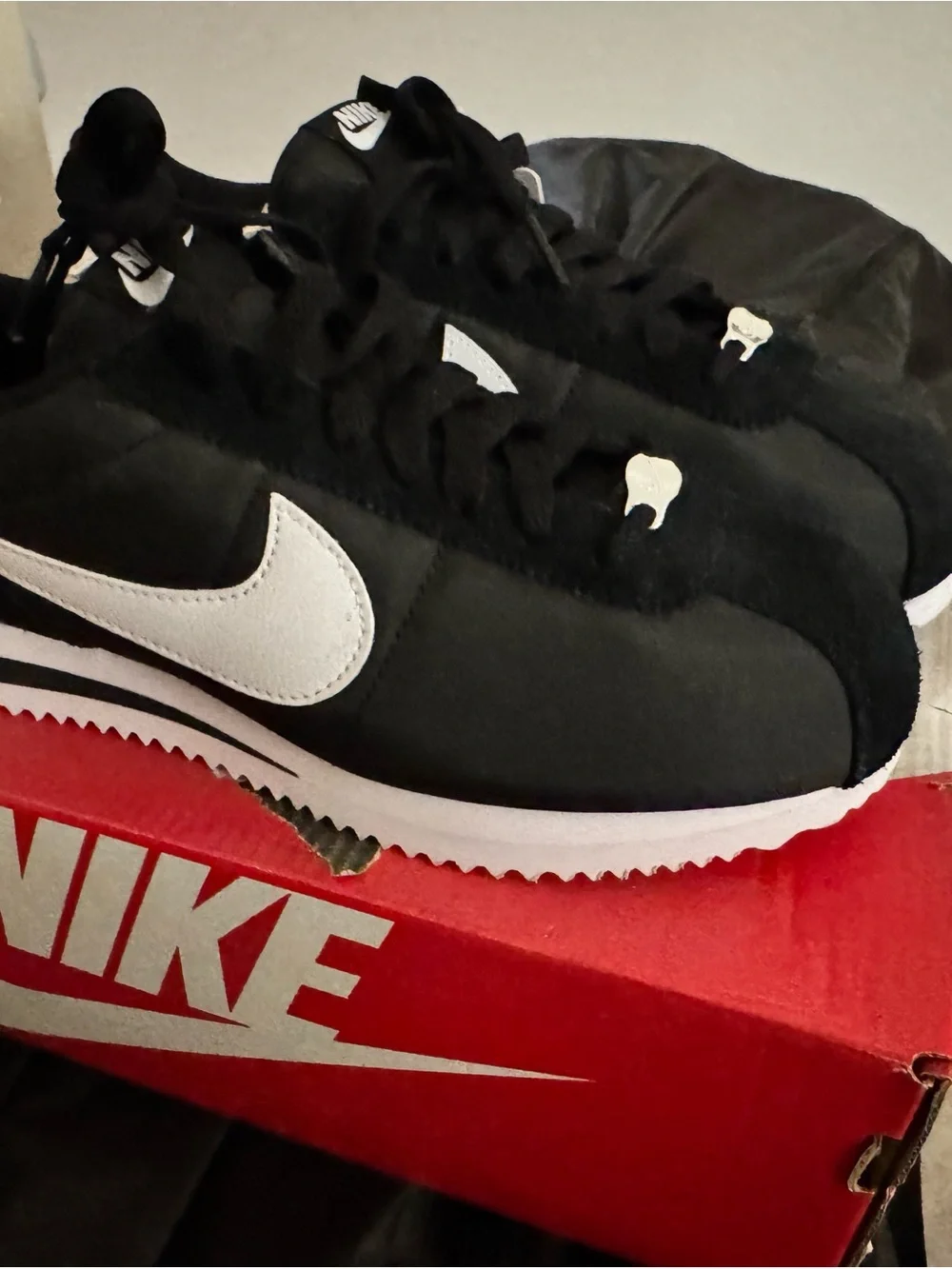 Nike Women’s Cortez – Black & White